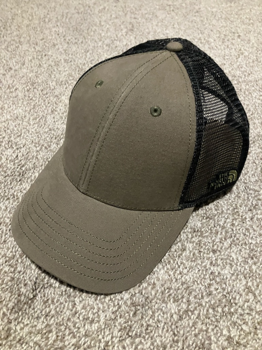 NWT THE NORTH FACE ULTIMATE TRUCKER HAT ONE SIZE